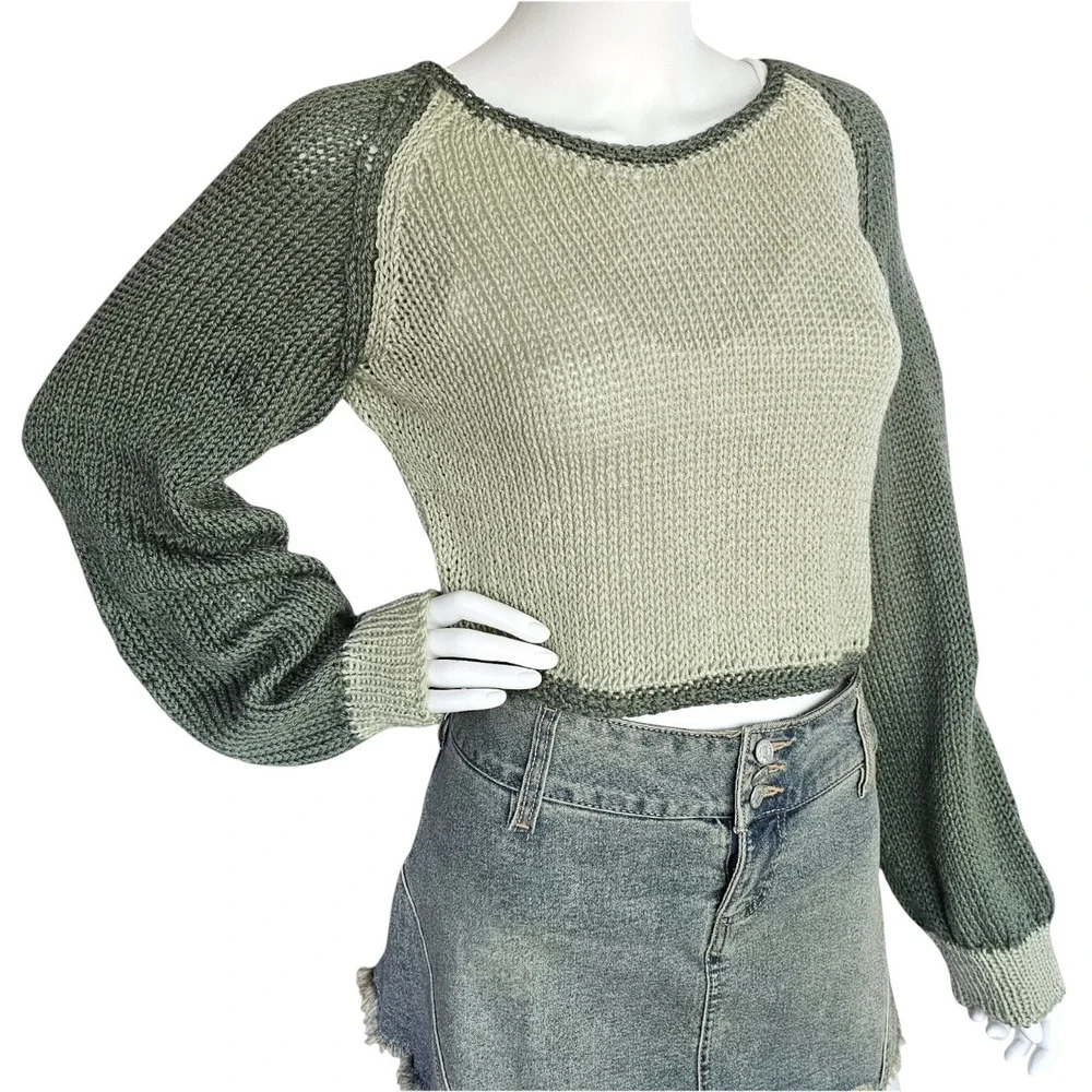 Handmade Knit Cropped Sweater – Two Tone Green | Size‎ Small-Medium